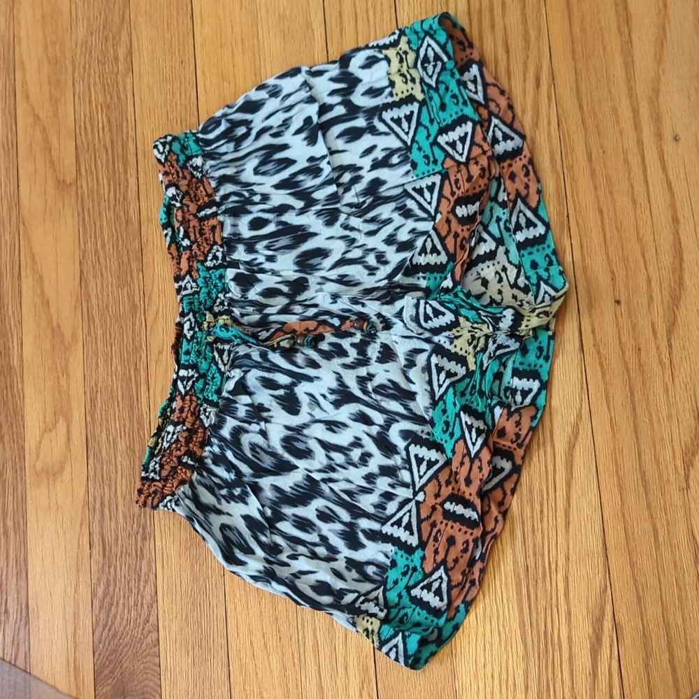 Bindya New York soft drawstring flowy shorts size extra small